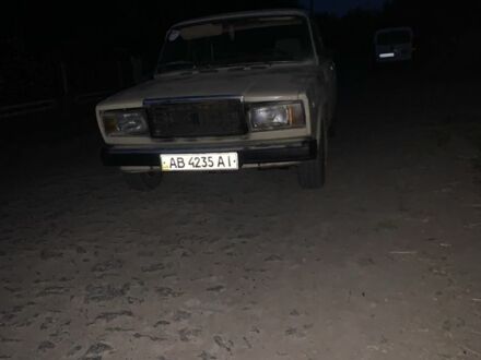 ВАЗ 2107 1988 в Гайсине на Automoto.ua Бежевый ВАЗ 2107, объемом двигателя 1.5 л и пробегом 160 тыс. км за 481 $, фото 1 на Automoto.ua