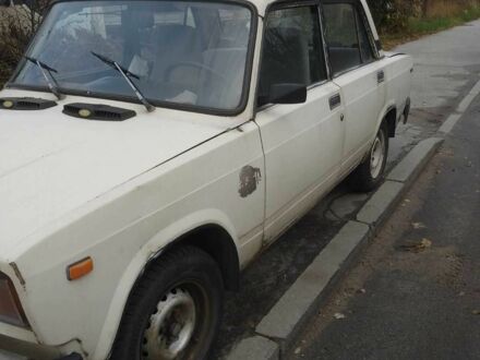 ВАЗ 2107 1988 в Киеве на Automoto.ua Бежевый ВАЗ 2107, объемом двигателя 1.5 л и пробегом 98 тыс. км за 574 $, фото 1 на Automoto.ua