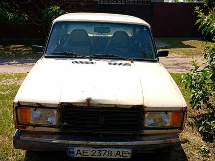 ВАЗ 2107 1988 в Мерефа на Automoto.ua Бежевый ВАЗ 2107, объемом двигателя 1.6 л и пробегом 0 тыс. км за 360 $, фото 1 на Automoto.ua