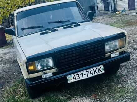 Бежевый ВАЗ 2107, объемом двигателя 1 л и пробегом 300 тыс. км за 381 $, фото 1 на Automoto.ua