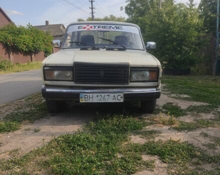 Бежевый ВАЗ 2107, объемом двигателя 0 л и пробегом 1000 тыс. км за 850 $, фото 1 на Automoto.ua