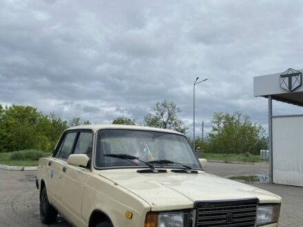 ВАЗ 2107 1990 в Доброполье на Automoto.ua Бежевый ВАЗ 2107, объемом двигателя 1.5 л и пробегом 100 тыс. км за 652 $, фото 1 на Automoto.ua