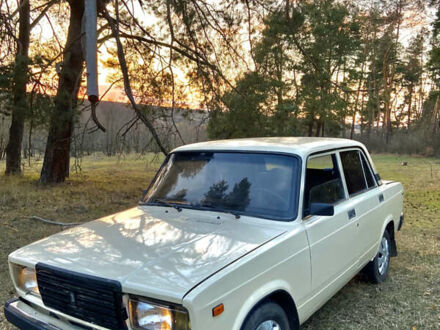ВАЗ 2107 1990 в Тальном на Automoto.ua Бежевый ВАЗ 2107, объемом двигателя 1.5 л и пробегом 80 тыс. км за 1100 $, фото 1 на Automoto.ua