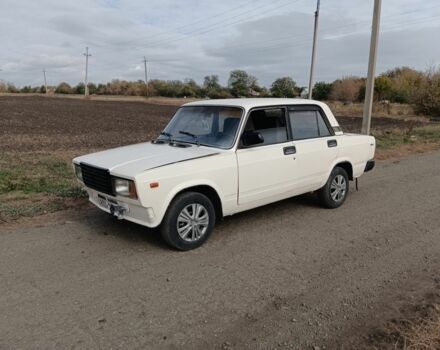 ВАЗ 2107 1991 в Синельниковом на Automoto.ua Бежевый ВАЗ 2107, объемом двигателя 1.5 л и пробегом 120 тыс. км за 499 $, фото 1 на Automoto.ua
