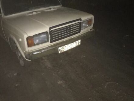 Бежевый ВАЗ 2107, объемом двигателя 1 л и пробегом 400 тыс. км за 650 $, фото 1 на Automoto.ua