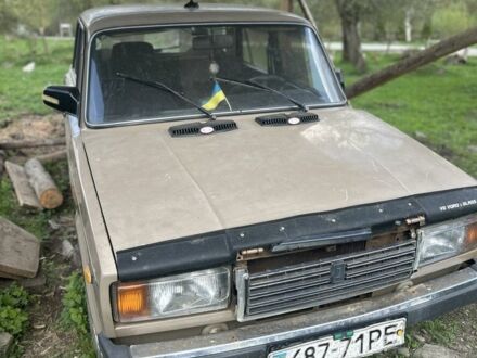 ВАЗ 2107 1993 у Ужгороді на Automoto.ua Бежевий ВАЗ 2107, об'ємом двигуна 1.5 л та пробігом 46 тис. км за 500 $, фото 1 на Automoto.ua