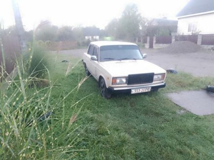 ВАЗ 2107 1995 в Тячеве на Automoto.ua Бежевый ВАЗ 2107, объемом двигателя 1.3 л и пробегом 224 тыс. км за 500 $, фото 1 на Automoto.ua