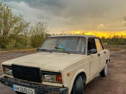 ВАЗ 2107 1995 в Коростене на Automoto.ua Бежевый ВАЗ 2107, объемом двигателя 1.6 л и пробегом 80 тыс. км за 532 $, фото 1 на Automoto.ua