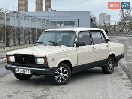 ВАЗ 2107 1997 в Днепре (Днепропетровске) на Automoto.ua Бежевый ВАЗ 2107, объемом двигателя 1.45 л и пробегом 30 тыс. км за 799 $, фото 1 на Automoto.ua