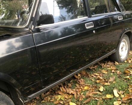 ВАЗ 2107 1991 в Каменское - Днепродзержинск на Automoto.ua Черный ВАЗ 2107, объемом двигателя 1.5 л и пробегом 122 тыс. км за 1300 $, фото 1 на Automoto.ua