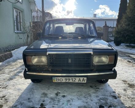 Черный ВАЗ 2107, объемом двигателя 1.5 л и пробегом 173 тыс. км за 450 $, фото 2 на Automoto.ua
