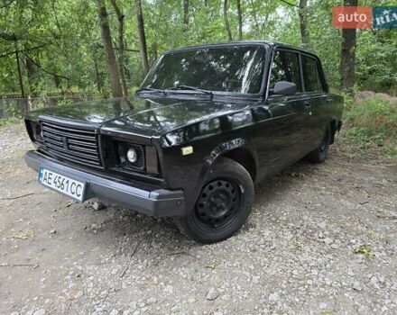 ВАЗ 2107 1997 в Днепре (Днепропетровске) на Automoto.ua Черный ВАЗ 2107, объемом двигателя 1.45 л и пробегом 123 тыс. км за 1300 $, фото 1 на Automoto.ua