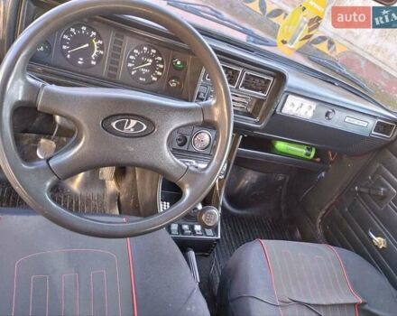 Черный ВАЗ 2107, объемом двигателя 1.5 л и пробегом 19 тыс. км за 2300 $, фото 3 на Automoto.ua