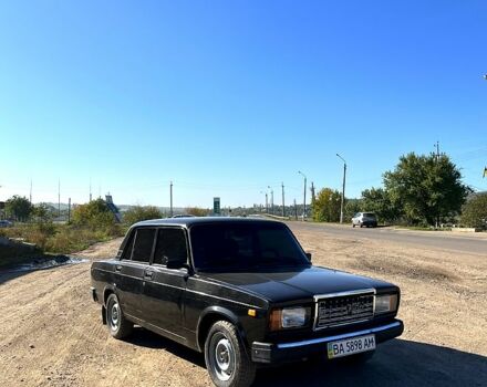 Черный ВАЗ 2107, объемом двигателя 1.5 л и пробегом 232 тыс. км за 1700 $, фото 4 на Automoto.ua