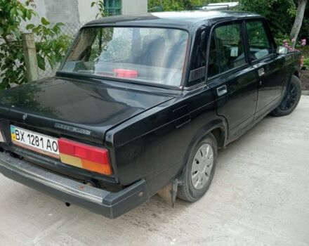 Черный ВАЗ 2107, объемом двигателя 1.5 л и пробегом 1 тыс. км за 900 $, фото 3 на Automoto.ua