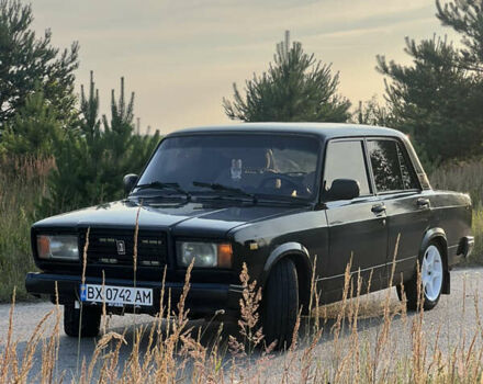 Черный ВАЗ 2107, объемом двигателя 1.5 л и пробегом 110 тыс. км за 1450 $, фото 2 на Automoto.ua
