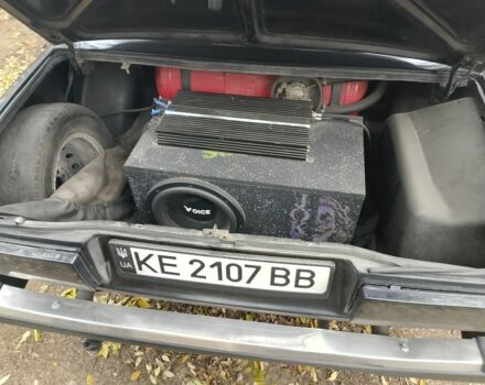 Черный ВАЗ 2107, объемом двигателя 1.5 л и пробегом 80 тыс. км за 1600 $, фото 2 на Automoto.ua