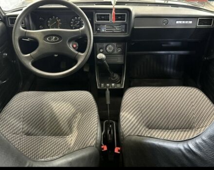 ВАЗ 2107 2007 в Каменское - Днепродзержинск на Automoto.ua Черный ВАЗ 2107, объемом двигателя 1.5 л и пробегом 23 тыс. км за 3350 $, фото 6 на Automoto.ua