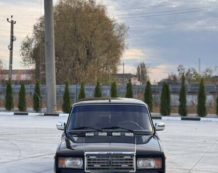 Чорний ВАЗ 2107, об'ємом двигуна 1.45 л та пробігом 35 тис. км за 2100 $, фото 1 на Automoto.ua