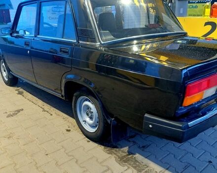 Черный ВАЗ 2107, объемом двигателя 1.5 л и пробегом 43 тыс. км за 3500 $, фото 1 на Automoto.ua