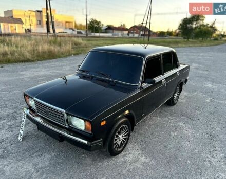 Чорний ВАЗ 2107, об'ємом двигуна 1.45 л та пробігом 68 тис. км за 1800 $, фото 11 на Automoto.ua