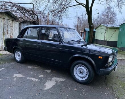 Черный ВАЗ 2107, объемом двигателя 1.6 л и пробегом 99 тыс. км за 2400 $, фото 4 на Automoto.ua
