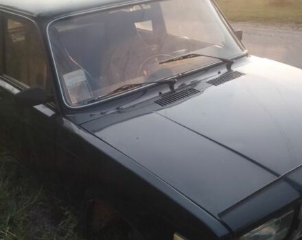 Черный ВАЗ 2107, объемом двигателя 1.5 л и пробегом 1 тыс. км за 416 $, фото 2 на Automoto.ua