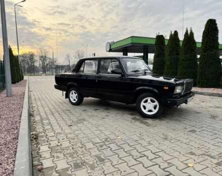 Чорний ВАЗ 2107, об'ємом двигуна 1.5 л та пробігом 90 тис. км за 2500 $, фото 1 на Automoto.ua