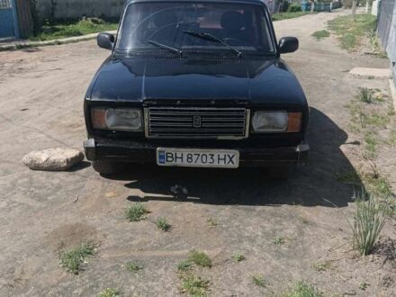 ВАЗ 2107 1984 в Измаиле на Automoto.ua Черный ВАЗ 2107, объемом двигателя 1.5 л и пробегом 15 тыс. км за 450 $, фото 1 на Automoto.ua