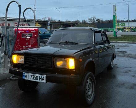 Черный ВАЗ 2107, объемом двигателя 1.5 л и пробегом 1 тыс. км за 1300 $, фото 1 на Automoto.ua