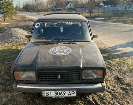 Черный ВАЗ 2107, объемом двигателя 1.5 л и пробегом 250 тыс. км за 677 $, фото 1 на Automoto.ua