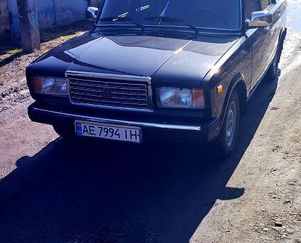 Чорний ВАЗ 2107, об'ємом двигуна 1.5 л та пробігом 660 тис. км за 2500 $, фото 1 на Automoto.ua