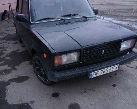 Черный ВАЗ 2107, объемом двигателя 1.5 л и пробегом 200 тыс. км за 1250 $, фото 1 на Automoto.ua