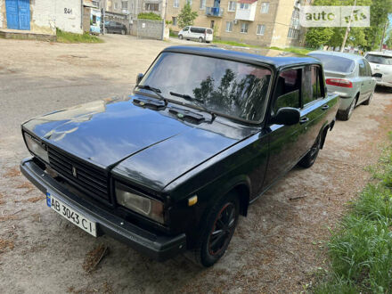 Черный ВАЗ 2107, объемом двигателя 1.45 л и пробегом 70 тыс. км за 1300 $, фото 1 на Automoto.ua