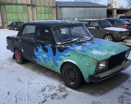 Чорний ВАЗ 2107, об'ємом двигуна 1.5 л та пробігом 50 тис. км за 1100 $, фото 1 на Automoto.ua