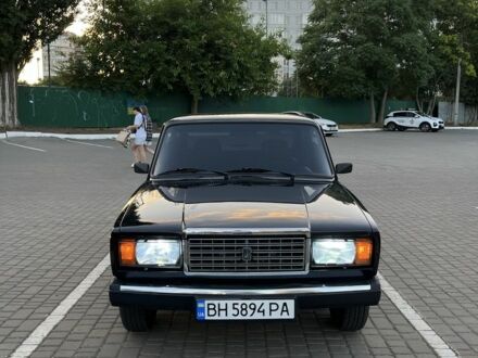 Черный ВАЗ 2107, объемом двигателя 1.5 л и пробегом 92 тыс. км за 3000 $, фото 1 на Automoto.ua