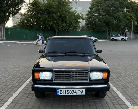 Черный ВАЗ 2107, объемом двигателя 1.5 л и пробегом 92 тыс. км за 3000 $, фото 1 на Automoto.ua