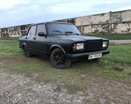 Черный ВАЗ 2107, объемом двигателя 0 л и пробегом 50 тыс. км за 1004 $, фото 1 на Automoto.ua