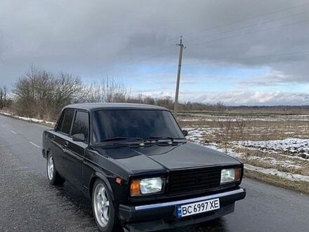Черный ВАЗ 2107, объемом двигателя 1.5 л и пробегом 88 тыс. км за 1999 $, фото 1 на Automoto.ua