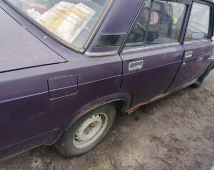 Фиолетовый ВАЗ 2107, объемом двигателя 1.3 л и пробегом 200 тыс. км за 237 $, фото 1 на Automoto.ua
