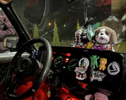 Фіолетовий ВАЗ 2107, об'ємом двигуна 1.5 л та пробігом 3 тис. км за 450 $, фото 4 на Automoto.ua