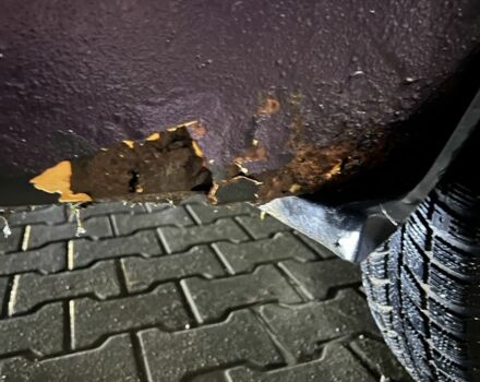 Фіолетовий ВАЗ 2107, об'ємом двигуна 1.5 л та пробігом 3 тис. км за 450 $, фото 3 на Automoto.ua