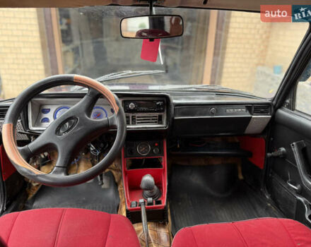 Фиолетовый ВАЗ 2107, объемом двигателя 1.5 л и пробегом 100 тыс. км за 750 $, фото 7 на Automoto.ua