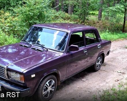 Фиолетовый ВАЗ 2107, объемом двигателя 1.5 л и пробегом 250 тыс. км за 900 $, фото 4 на Automoto.ua