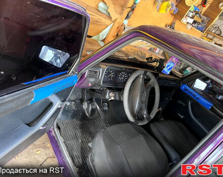 Фиолетовый ВАЗ 2107, объемом двигателя 1.5 л и пробегом 190 тыс. км за 999 $, фото 4 на Automoto.ua