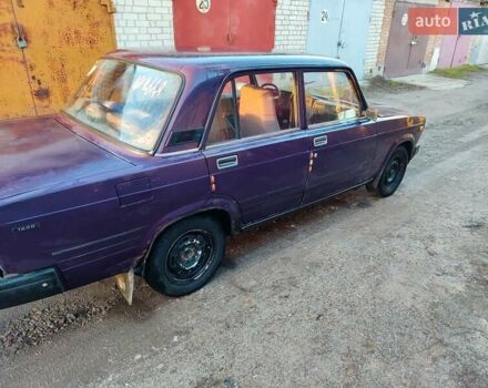 Фиолетовый ВАЗ 2107, объемом двигателя 1.6 л и пробегом 450 тыс. км за 700 $, фото 24 на Automoto.ua