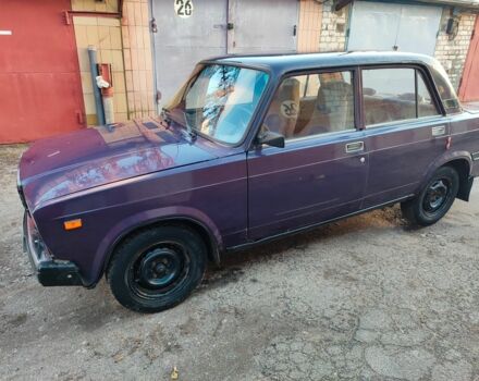 Фіолетовий ВАЗ 2107, об'ємом двигуна 1.6 л та пробігом 450 тис. км за 800 $, фото 1 на Automoto.ua