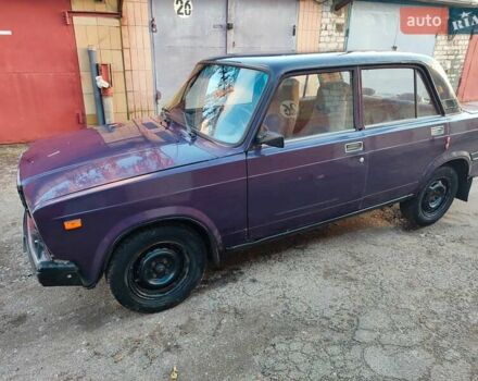 Фиолетовый ВАЗ 2107, объемом двигателя 1.6 л и пробегом 450 тыс. км за 700 $, фото 7 на Automoto.ua