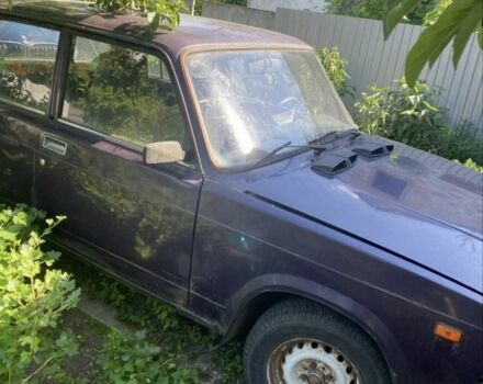 Фиолетовый ВАЗ 2107, объемом двигателя 1.5 л и пробегом 100 тыс. км за 800 $, фото 2 на Automoto.ua