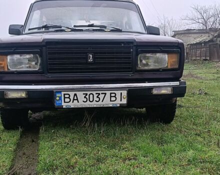 Фиолетовый ВАЗ 2107, объемом двигателя 1.5 л и пробегом 270 тыс. км за 710 $, фото 1 на Automoto.ua